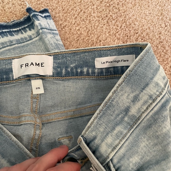 FRAME Le Pixie High Flare in Pati - Picture 5 of 5